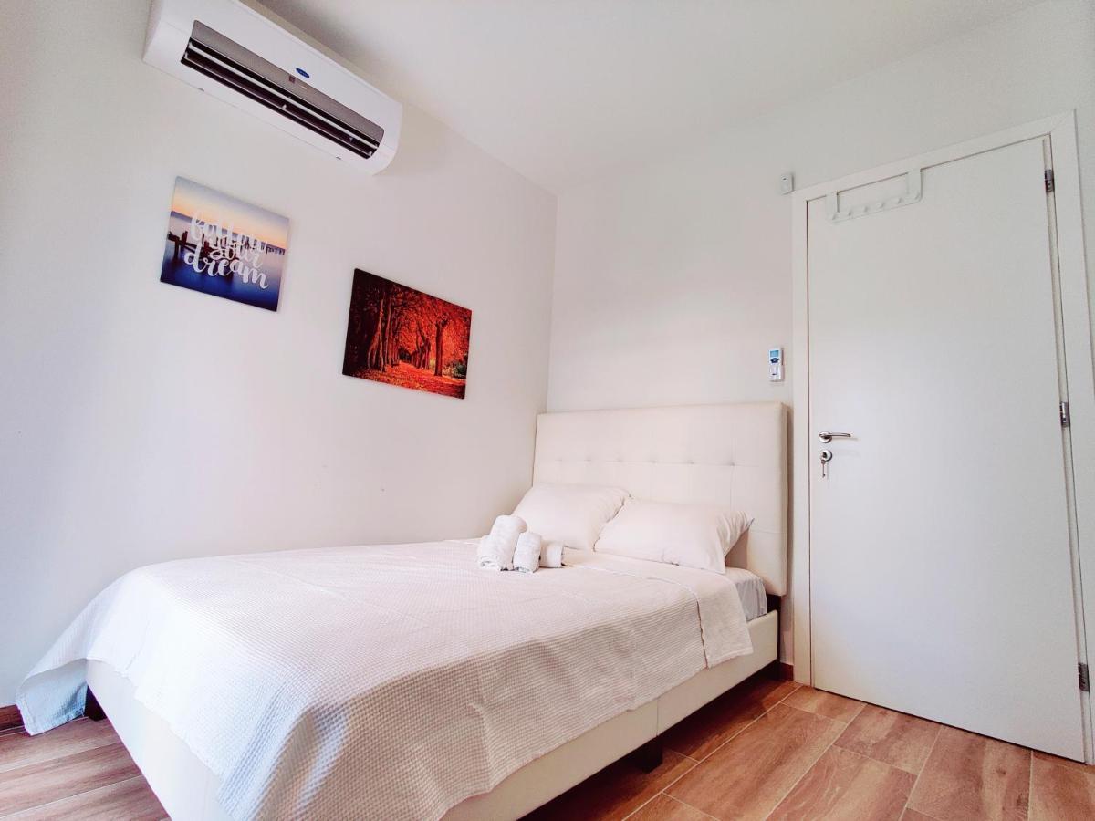 Wsd Luxury Bright 2Bd Apt With Sea View Balcony Atena Exterior foto