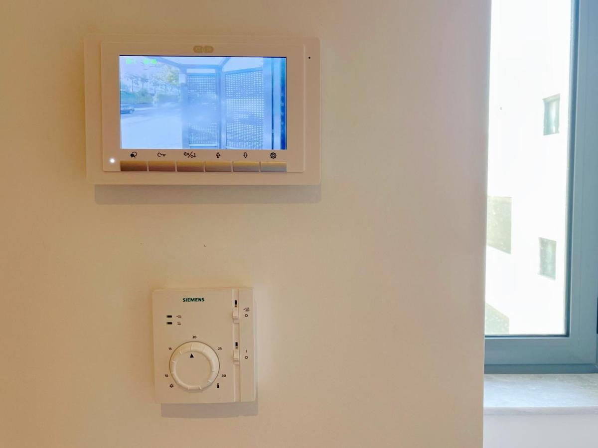 Wsd Luxury Bright 2Bd Apt With Sea View Balcony Atena Exterior foto